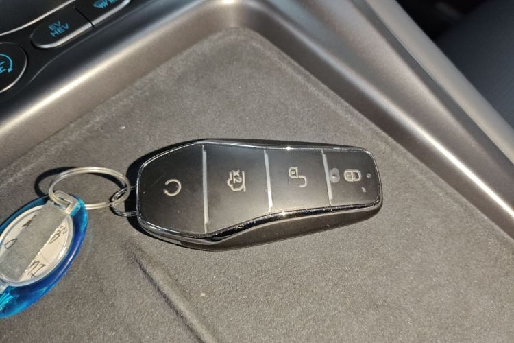 比亚迪 海狮07 DM-i 2025款 150 领航+版中控内饰7001