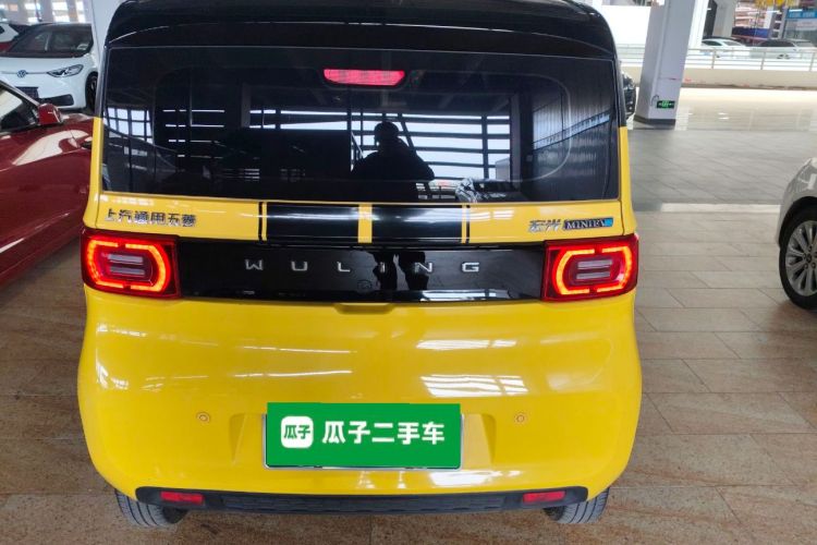 五菱汽车 宏光MINIEV 2021款 马卡龙臻享款 磷酸铁锂车身外观6