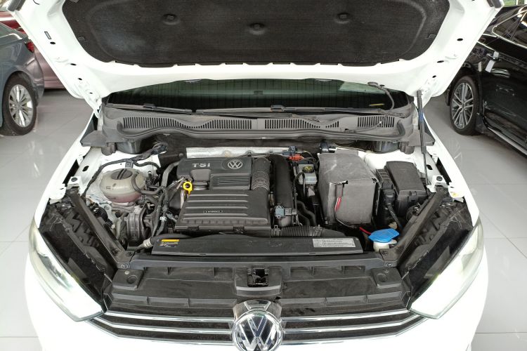 大众 高尔夫·嘉旅 2016款 230TSI 自动进取型机舱底盘24