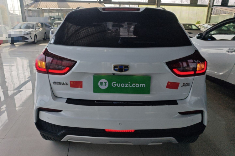 吉利汽车 远景X3 2020款 1.5L CVT尊贵型车身外观6