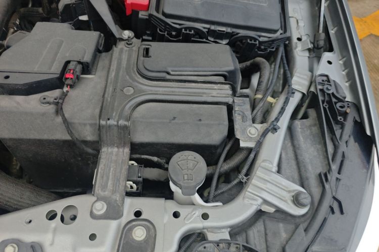 别克 君威 2023款 552T 智享型局部细节9007