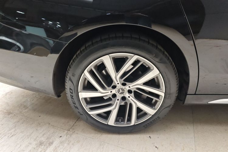 奔驰E级 2024款 E 300 L 时尚型车身外观6008