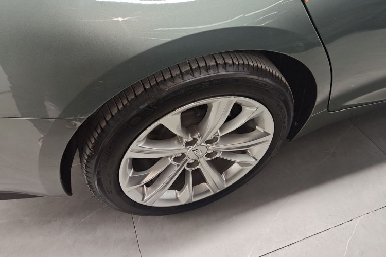 凯迪拉克CT5 2024款 28T 豪华型Pro车身外观6002