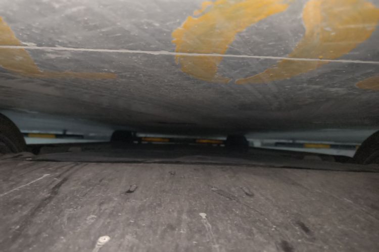 特斯拉 Model 3 2021款 标准续航后驱升级版局部细节9008