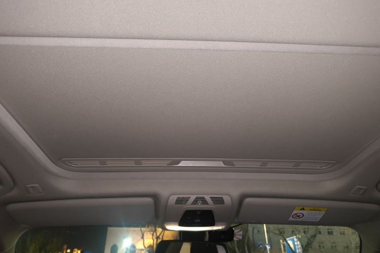 宝马3系 2019款 320Li 时尚型中控内饰22