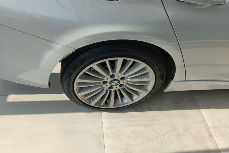 宝马3系 2018款 320Li 时尚型车身外观6003