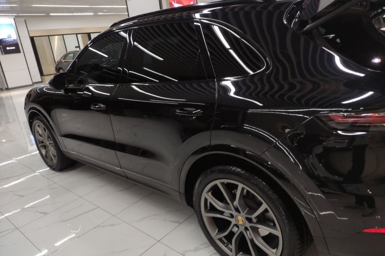 保时捷 2023款 Cayenne 3.0T车身外观4