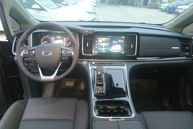 广汽传祺 传祺M8 2024款 领秀系列 390T 豪华版中控内饰12