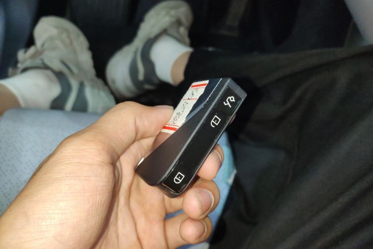 领克Z10 2024款 95kWh 702km四驱智驾Ultra中控内饰11