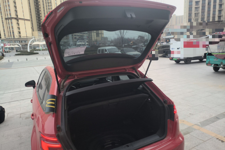 奥迪A3 2018款 30周年年型 Sportback 35 TFSI 进取型局部细节23