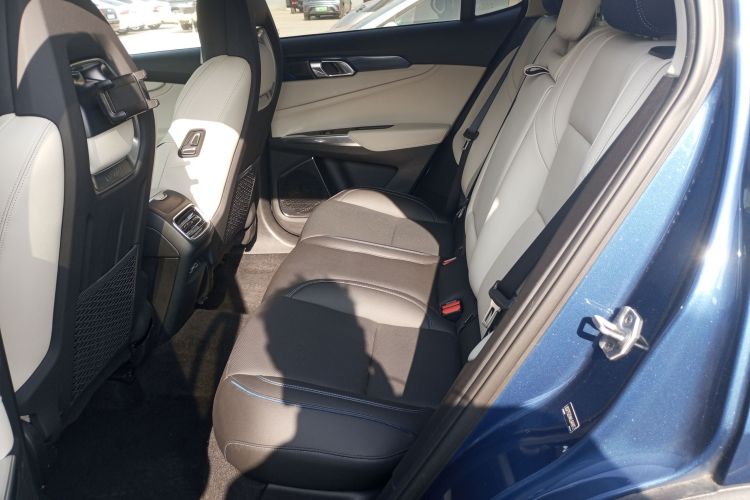 领克01 2019款 2.0T 两驱型Pro版 国VI中控内饰21