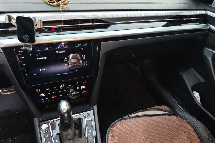 一汽-大众CC 2021款 380TSI 夺目版中控内饰16