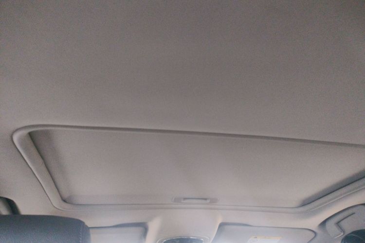 标致508 2012款 2.0L 自动智享版中控内饰22