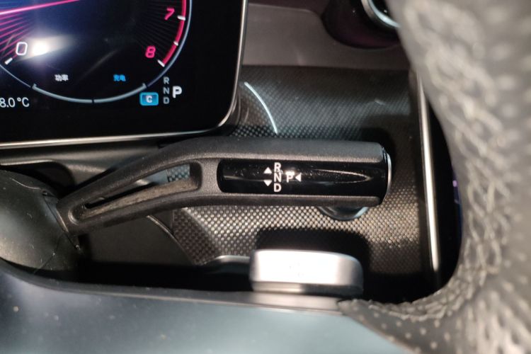 奔驰C级 2023款 改款 C 200 L 运动版中控内饰18