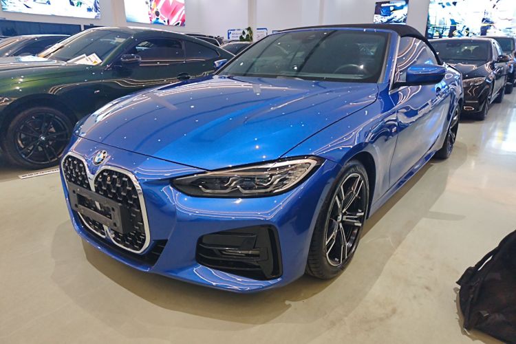 宝马4系 2023款 425i 敞篷M运动套装车身外观1