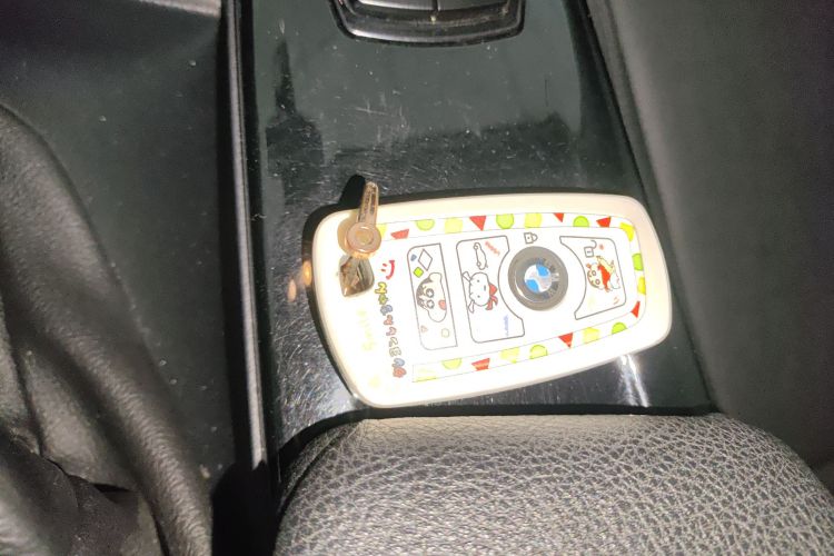 宝马3系 2018款 320Li 时尚型中控内饰11