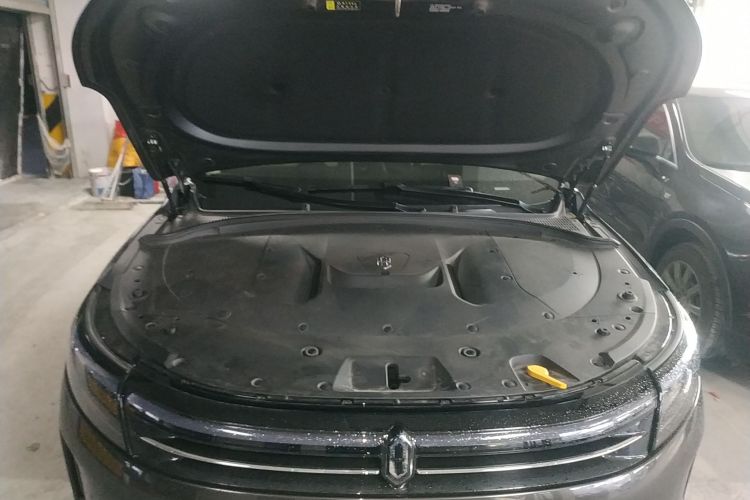 鸿蒙智行 问界M7 2022款 1.5T 后驱舒适版机舱底盘24