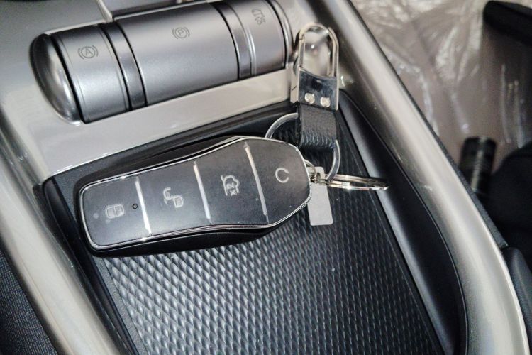 比亚迪 海豚 2025款 420km 自由版中控内饰11