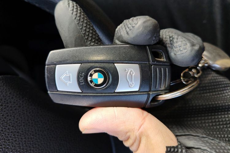 宝马X1 2013款 sDrive18i 时尚型中控内饰11