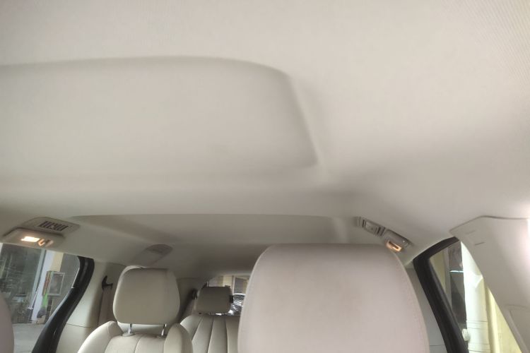 别克GL8 2018款 28T 舒适型 国VI中控内饰22