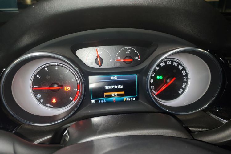 别克 君威 2019款 20T 精英型 国VI中控内饰14