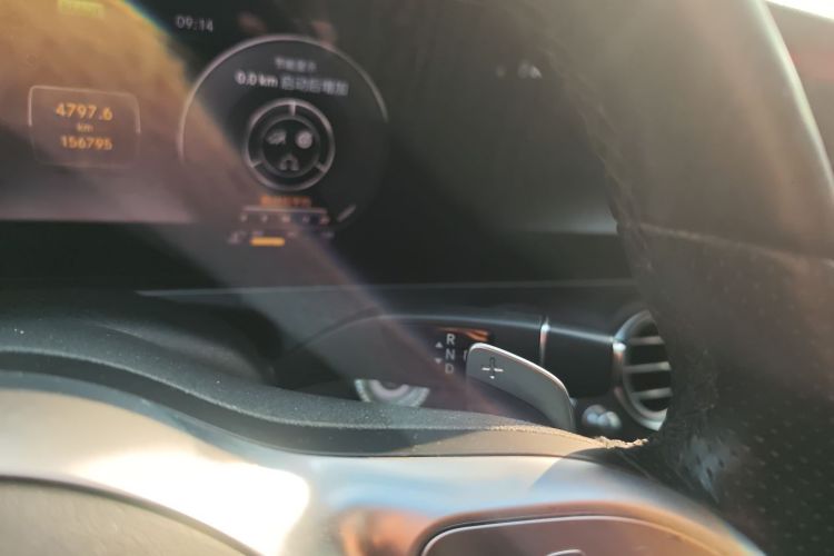 奔驰E级 2020款 E 260 L 运动型局部细节18