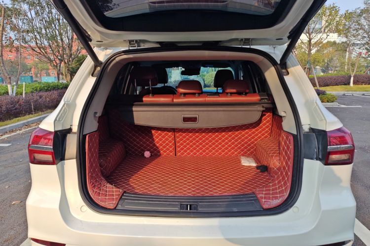 荣威RX5 2016款 30T 四驱自动互联网智尊版机舱底盘23