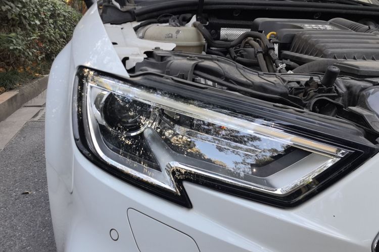 奥迪A3 2018款 30周年年型 Limousine 35 TFSI 时尚型车身外观6006