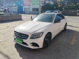 奔驰C级 2019款 C 260 运动版 4MATIC