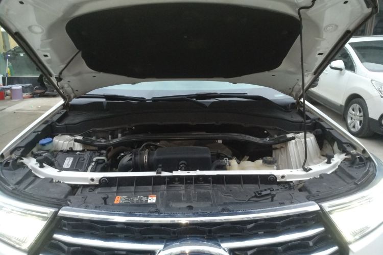 福特 探险者 2020款 EcoBoost 285 后驱风尚版 6座局部细节24