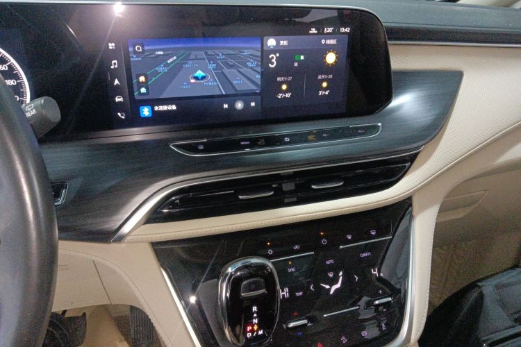 别克GL8 2022款 ES陆尊 653T 尊享型中控内饰16