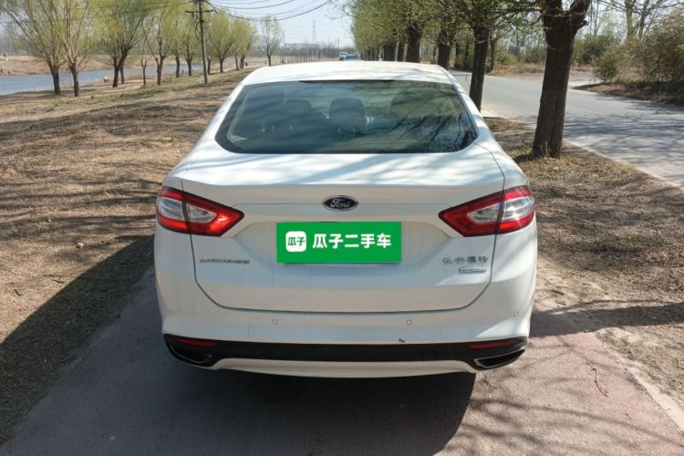 福特 蒙迪欧 2013款 1.5L GTDi180时尚型车身外观6