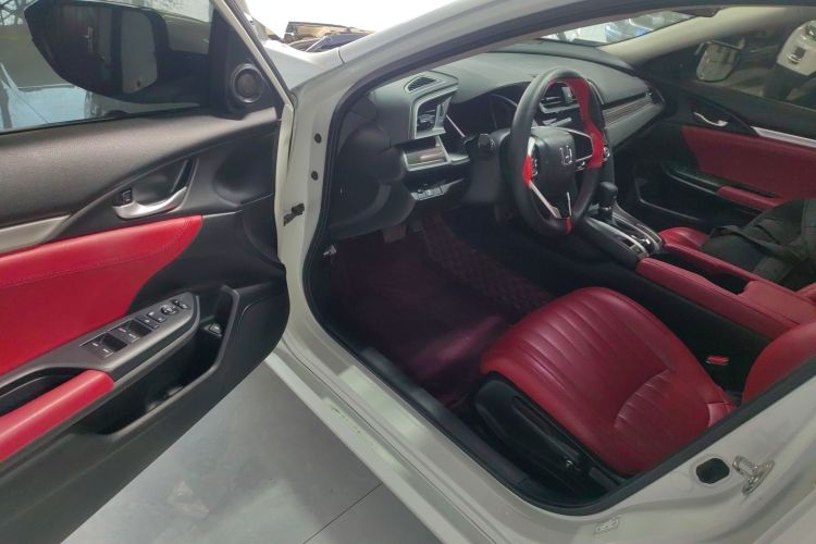 本田 思域 2019款 220TURBO CVT劲动版 国VI中控内饰20