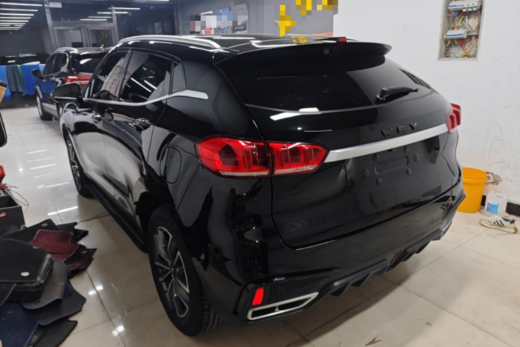 魏牌 VV5 2021款 1.5T 两驱智先锋车身外观4