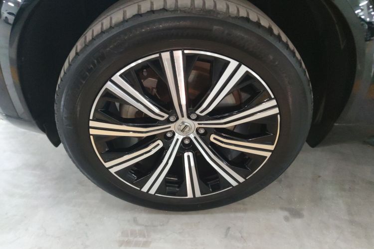 沃尔沃XC90 2020款 T5 智行豪华版 5座车身外观6007