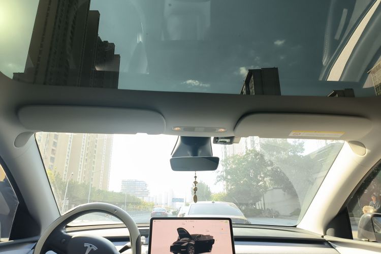 特斯拉 Model Y 2023款 后轮驱动版局部细节22