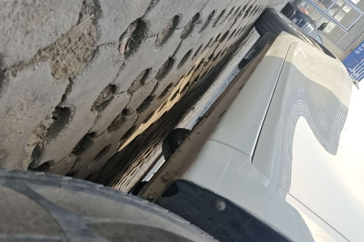 现代 悦动 2018款 1.6L 自动悦目版GL 国VI局部细节9001