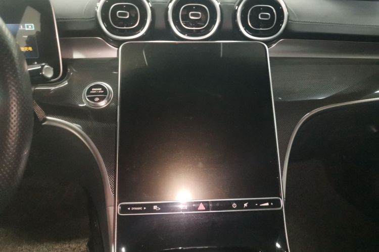 奔驰C级 2023款 改款 C 200 L 运动版中控内饰16