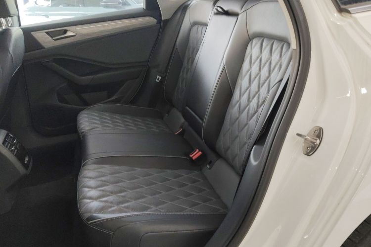 大众 速腾 2023款 300TSI DSG超越版中控内饰21