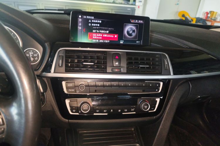 宝马3系 2019款 320Li 时尚型中控内饰16