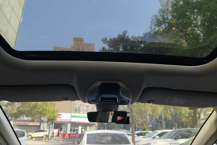 吉利汽车 2023款 嘉际L 1.5TD DCT豪华型中控内饰22