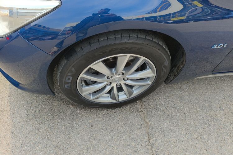 英菲尼迪Q50L 2015款 2.0T 舒适版车身外观6007