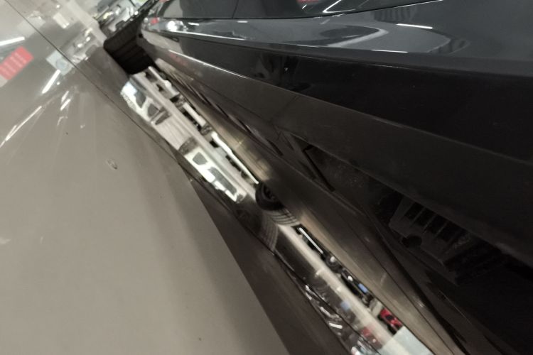 宝马i5 2024款 eDrive 35L 尊享型 M运动套装局部细节9002