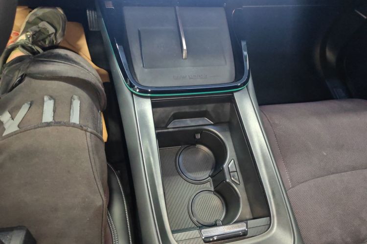 领克08 EM-P 2023款 220km 时间限量版局部细节18