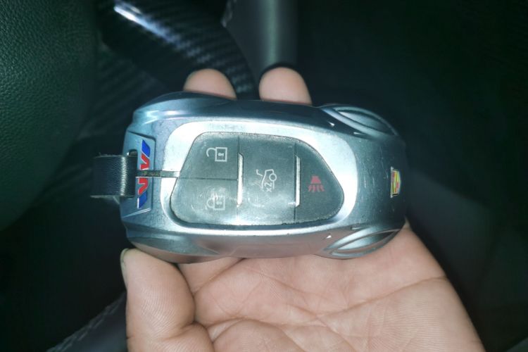 凯迪拉克XT4 2018款 28T 两驱技术型中控内饰11