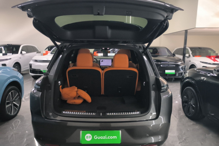 理想汽车 理想L8 2024款 Max机舱底盘23