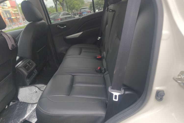 日产 途达 2020款 2.5L XV 4WD 自动四驱旗舰版中控内饰7004