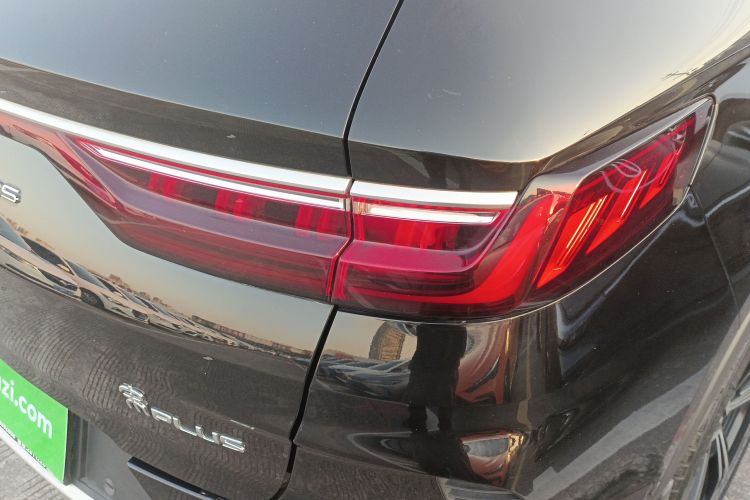 比亚迪 宋PLUS 2020款 1.5T 自动旗舰型车身外观9