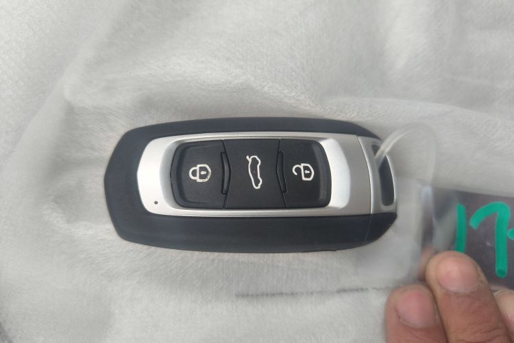 吉利银河 熊猫 2025款 210km 元气熊中控内饰11