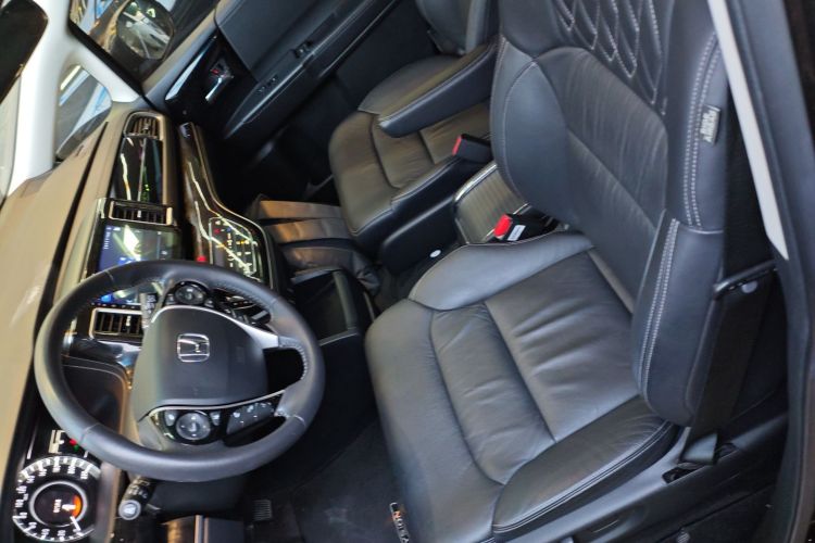 本田 艾力绅 2019款 2.0L 混动豪华版局部细节19